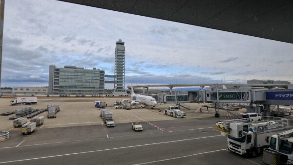 関西空港から見た空の様子