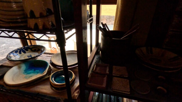 ジーマミー豆腐を盛る器を選ぶ